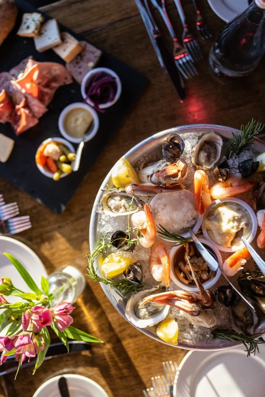 マキシミリアン 」 シアトル パイクプレイス•マーケット — Maximilien